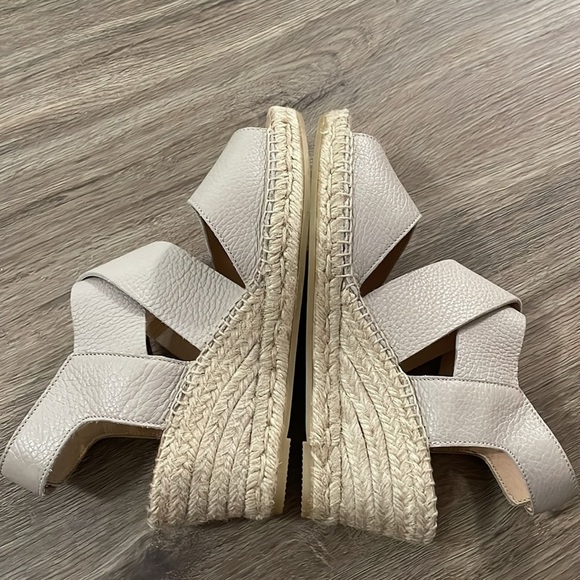 Kanna leather Wedges size - 7.5 - Picture 3 of 8